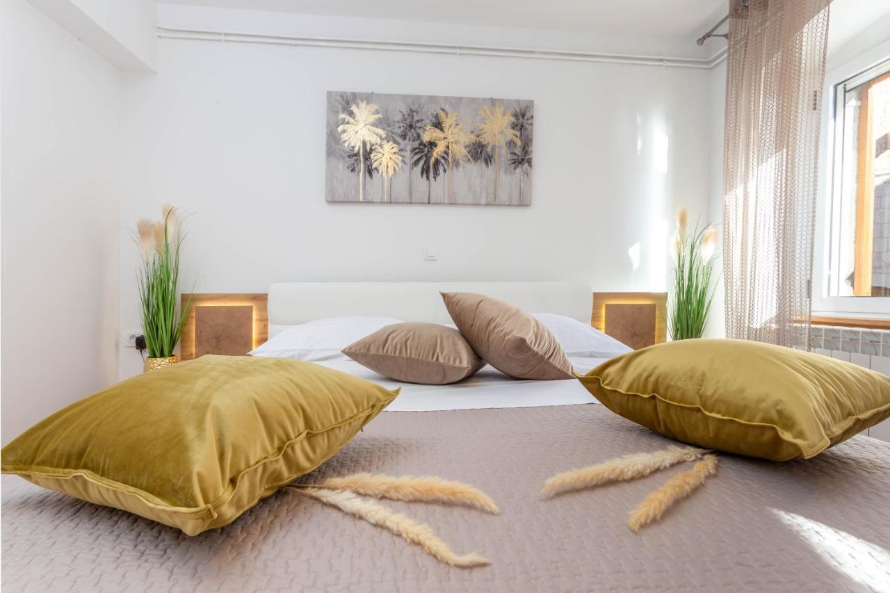 Deluxe Dreamy Room In The Center Of Hvar With Sea View Hvar Town Buitenkant foto