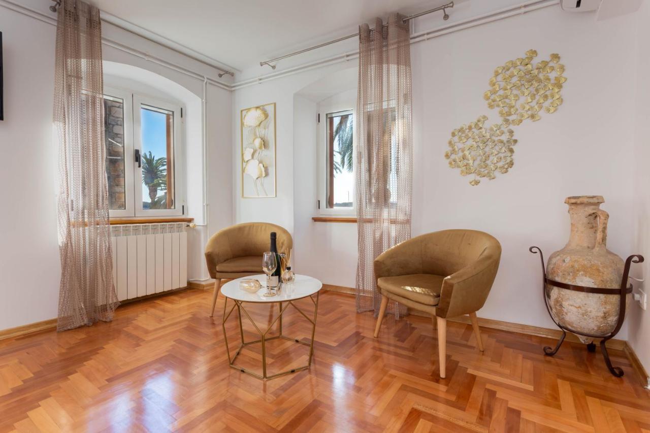 Deluxe Dreamy Room In The Center Of Hvar With Sea View Hvar Town Buitenkant foto
