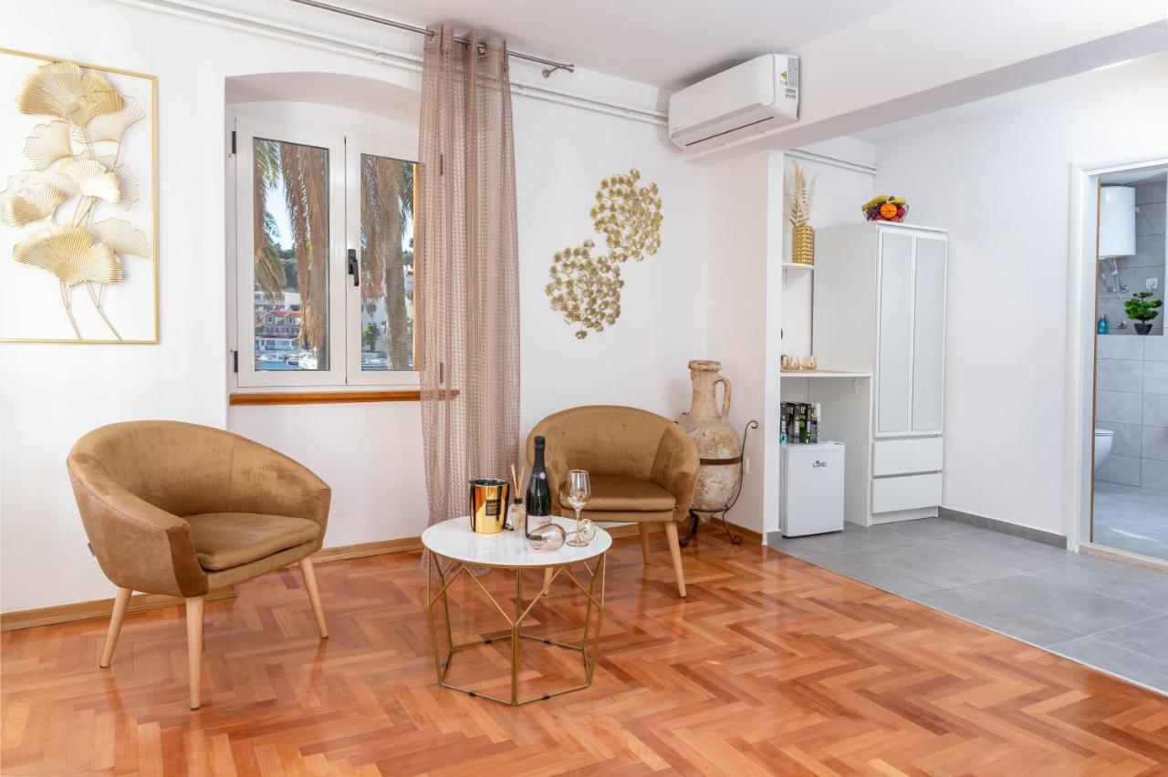 Deluxe Dreamy Room In The Center Of Hvar With Sea View Hvar Town Buitenkant foto
