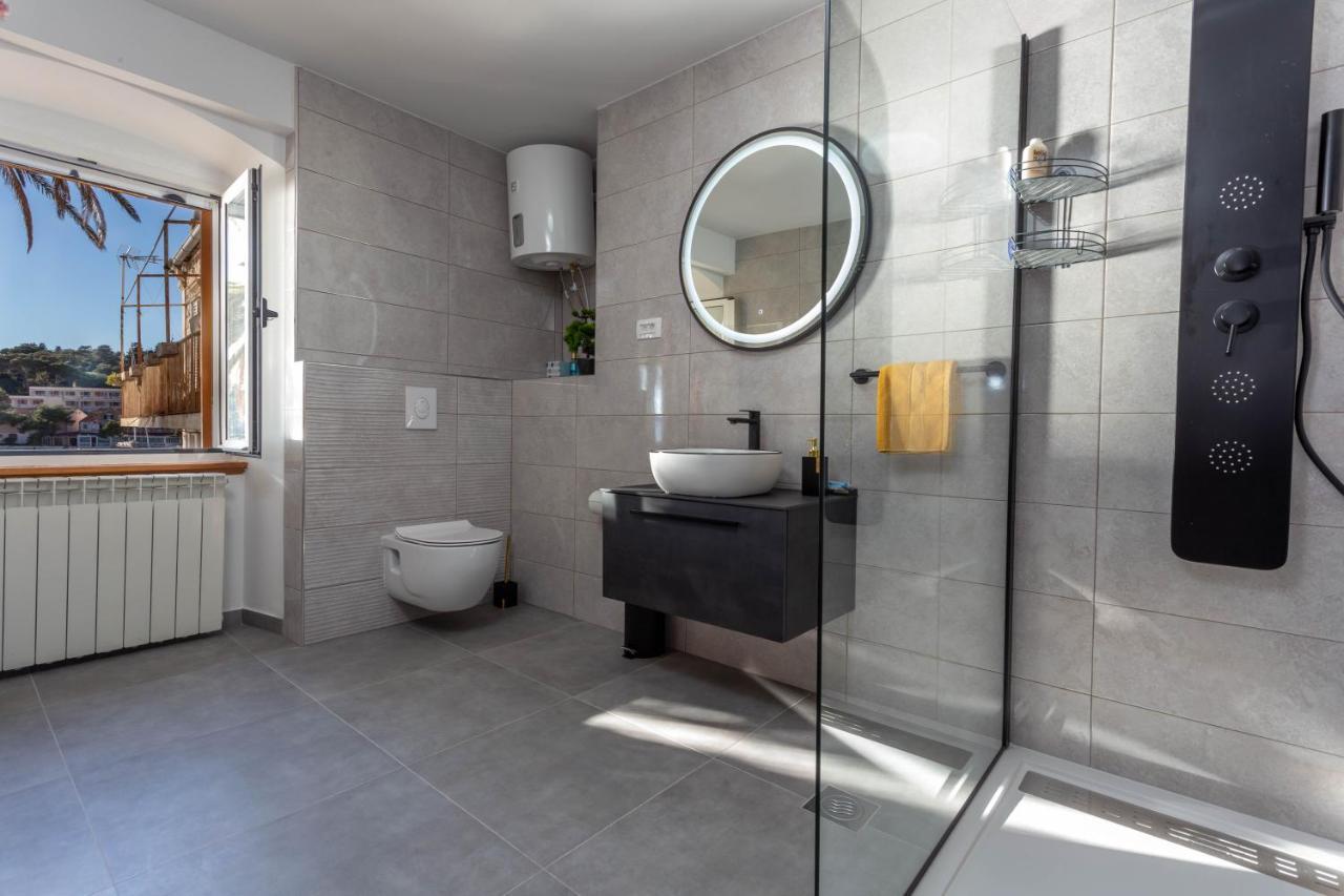 Deluxe Dreamy Room In The Center Of Hvar With Sea View Hvar Town Buitenkant foto